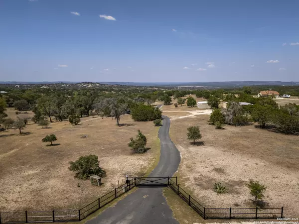 Comfort, TX 78013,102 Blaschke Road