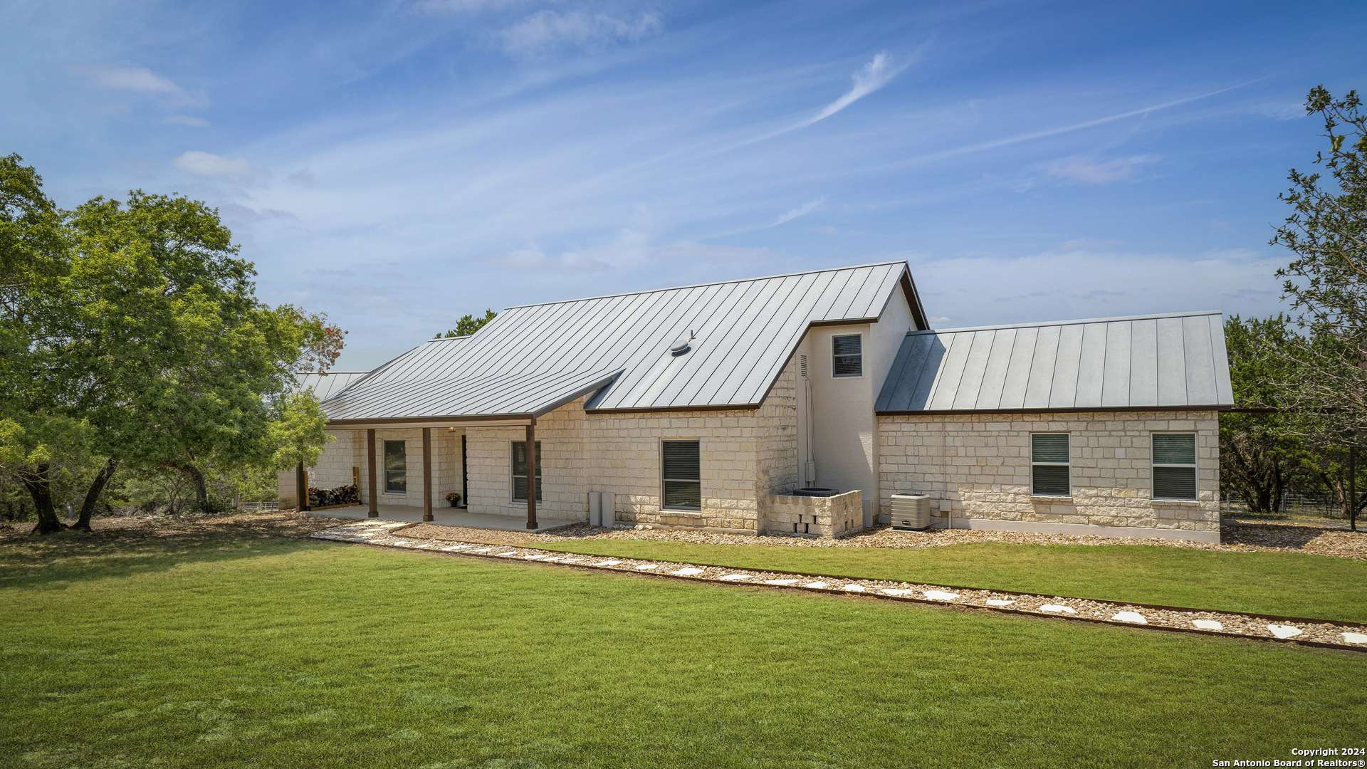 Comfort, TX 78013,102 Blaschke Road
