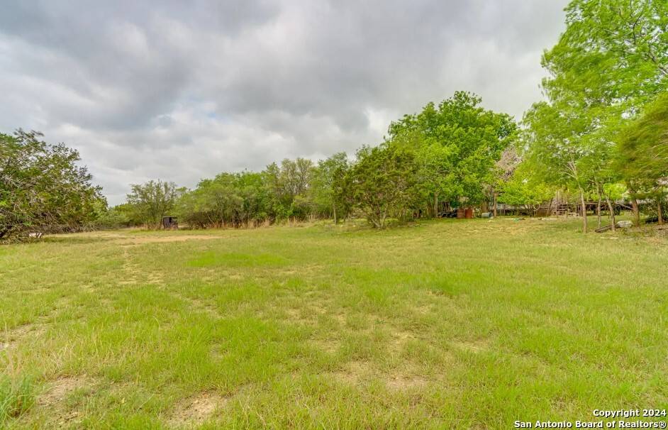 Bandera, TX 78003,895 English Hollow