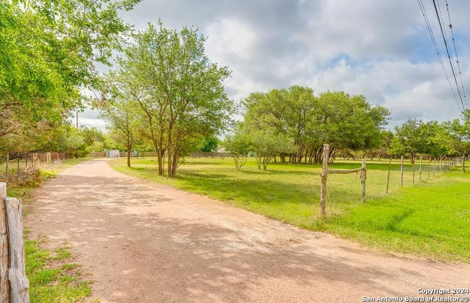 895 english hollow, Bandera, TX 78003