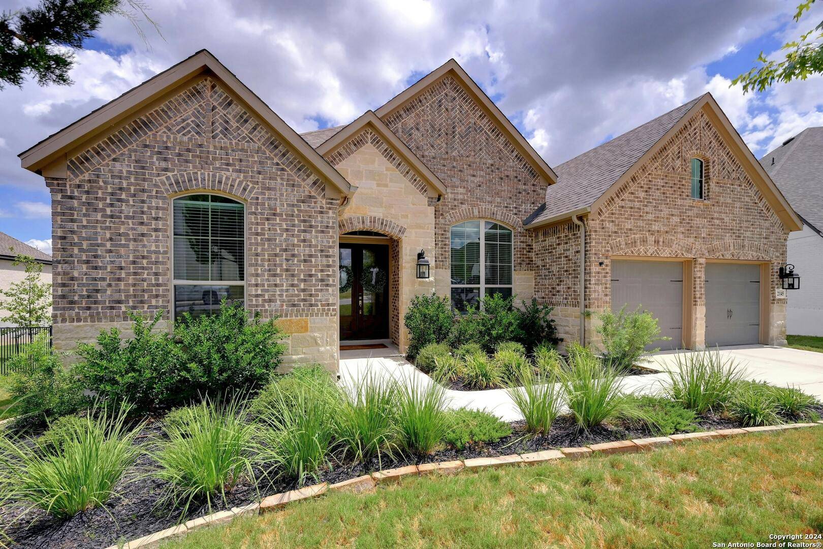 2145 GLENDON DR, San Antonio, TX 78260-4427