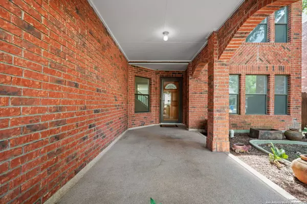 San Antonio, TX 78232,2422 Cedar Rdg