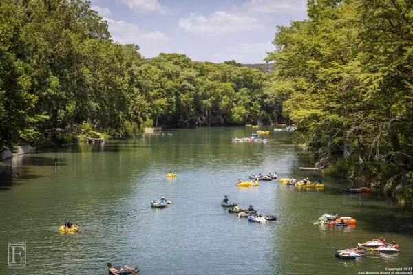 Seguin, TX 78155,1932 EDGECREEK