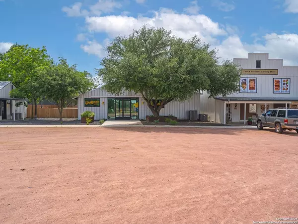 42 AND 46 Ranch Road 1623, Stonewall, TX 78671