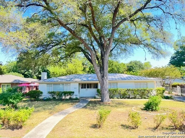 235 NORTHRIDGE DR, San Antonio, TX 78209-2942