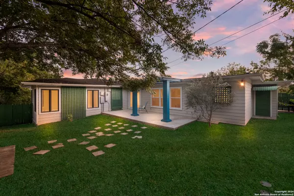 San Antonio, TX 78209-6432,211 WYANOKE DR