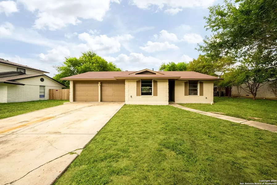 4305 FOREST GREEN ST, San Antonio, TX 78222-3702