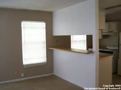 San Antonio, TX 78220-4102,627 I ST UNIT 1