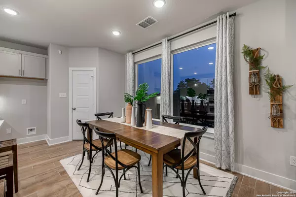 San Antonio, TX 78254,9339 STILLWATER PASS