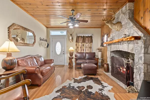 Bandera, TX 78003,1168 Enchanted River Dr.