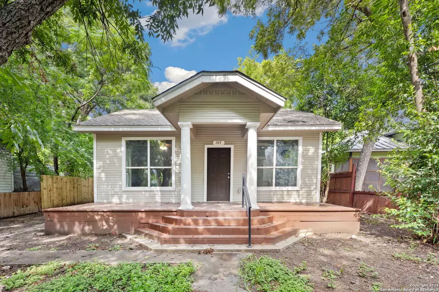 107 FAIRBANKS AVE, San Antonio, TX 78210-4701