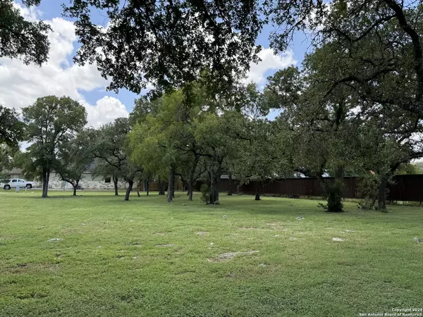 Spring Branch, TX 78070-4983,506 CARRIAGE HOUSE