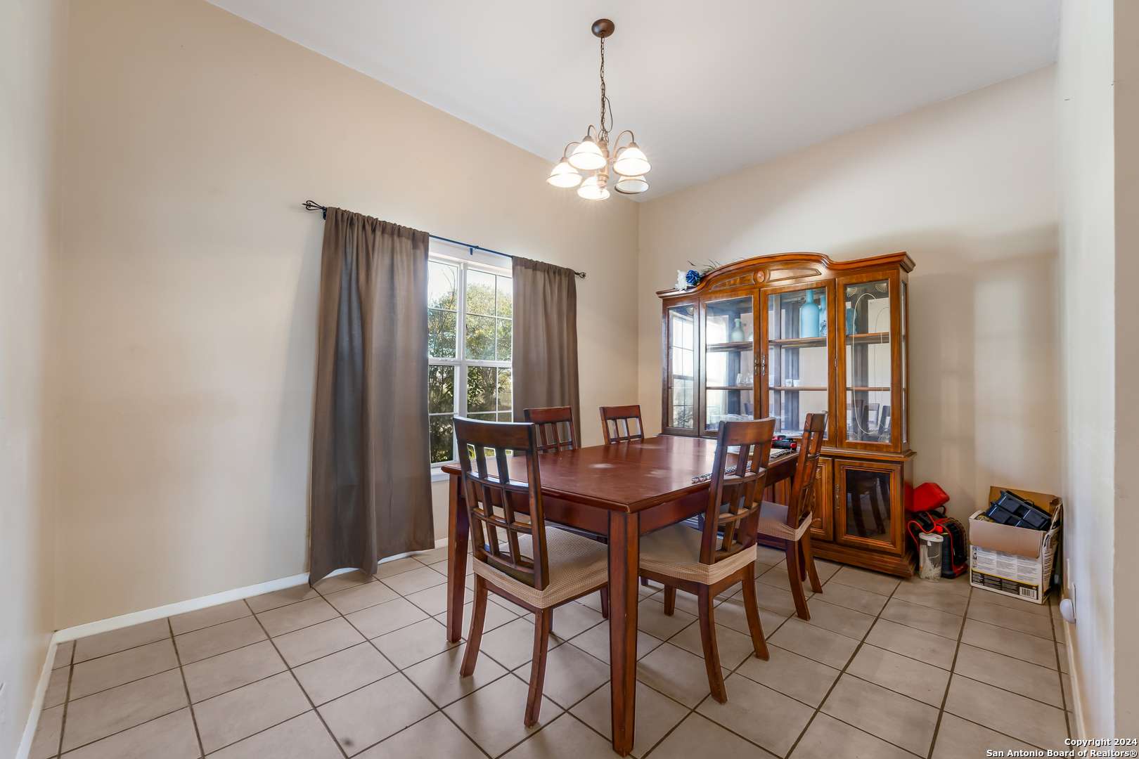 Floresville, TX 78114-4238,267 PALO ALTO DR