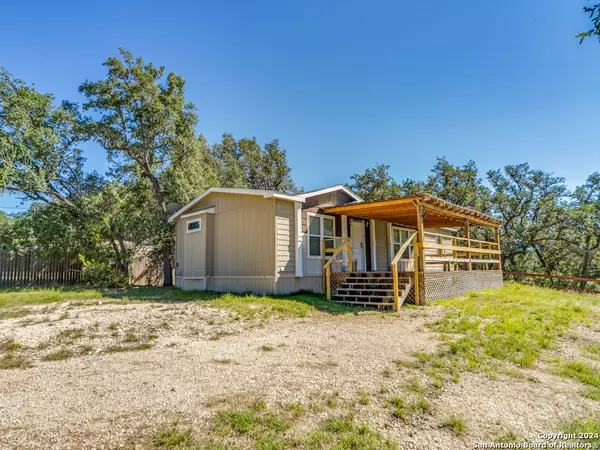 Bandera, TX 78003,197 PR 1520