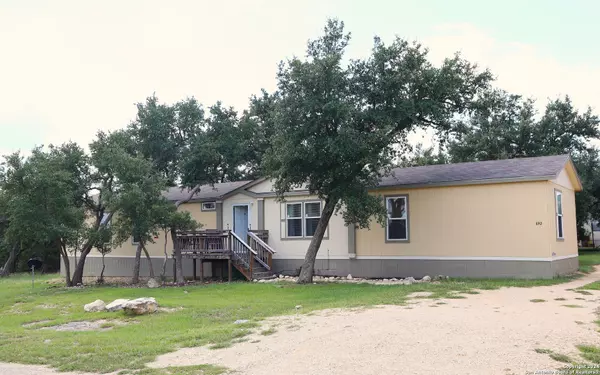 692 PR 1509, Bandera, TX 78003