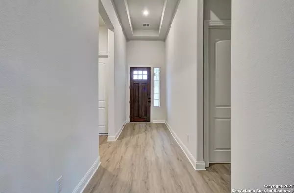 Schertz, TX 78154,12225 Moon Pool