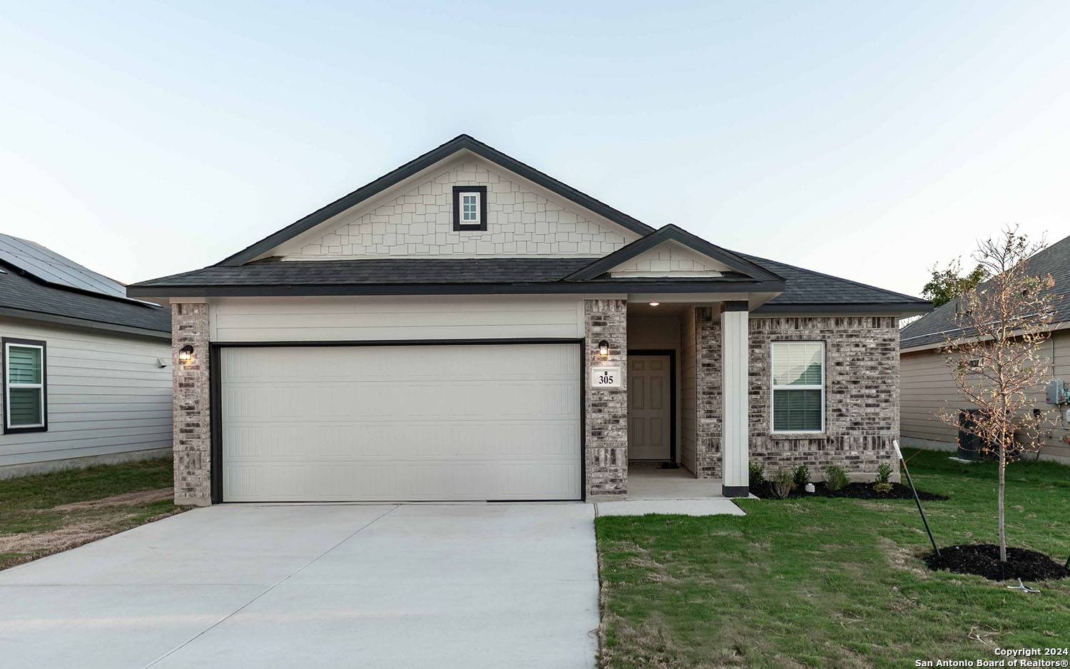 305 JEAN ST, Seguin, TX 78155