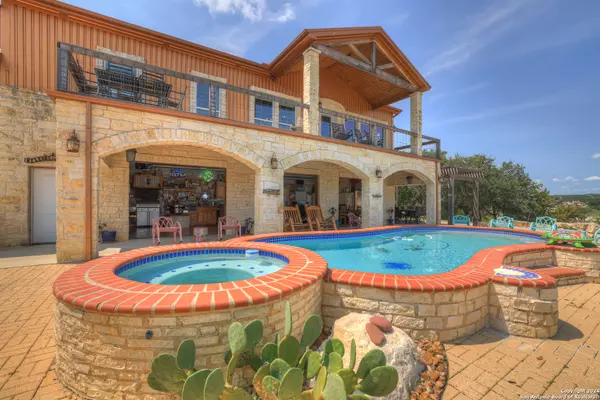 Canyon Lake, TX 78133-4417,2611 WESTVIEW DR