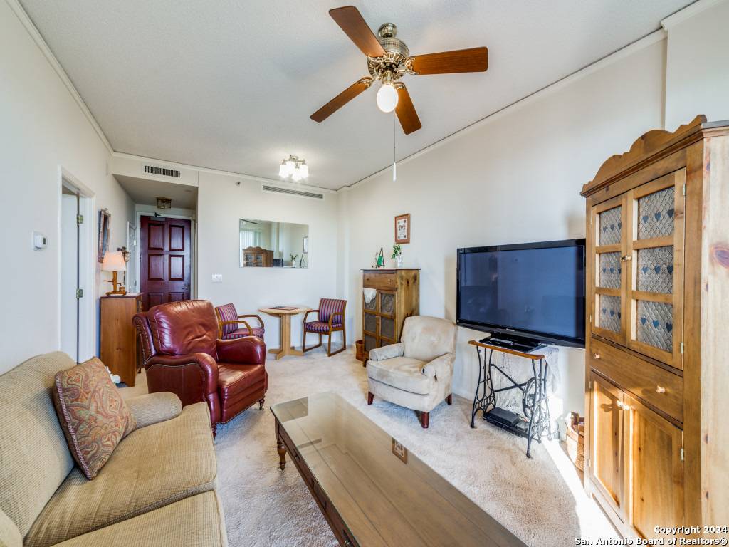 San Antonio, TX 78209,1 TOWERS PARK LN UNIT 1904