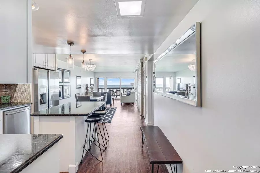 14810 Windward Drive UNIT 209, Corpus Christi, TX 78418