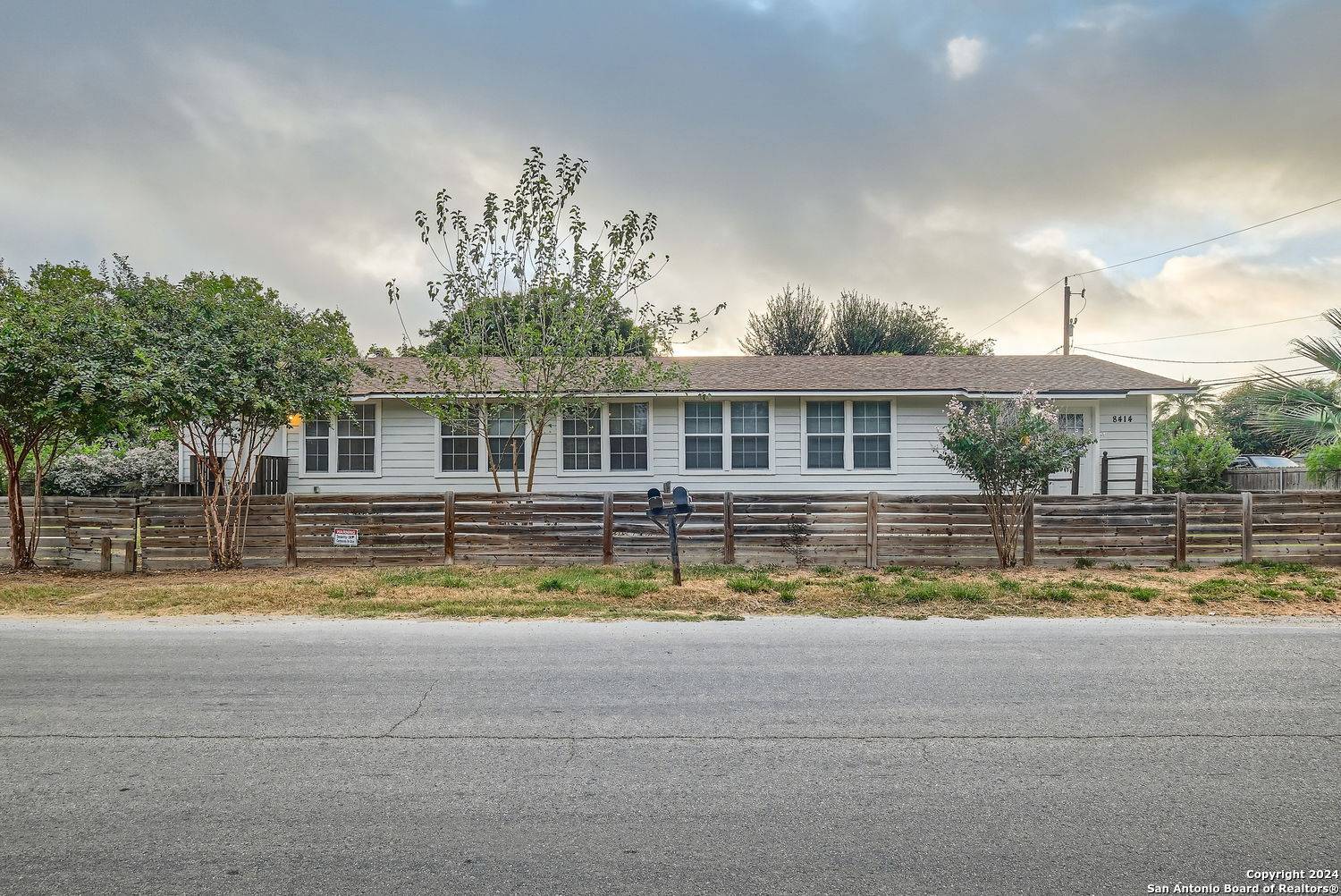 8410 Garnett Ave, San Antonio, TX 78221