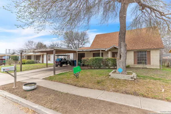 3203 COCONINO DR, San Antonio, TX 78211-4522