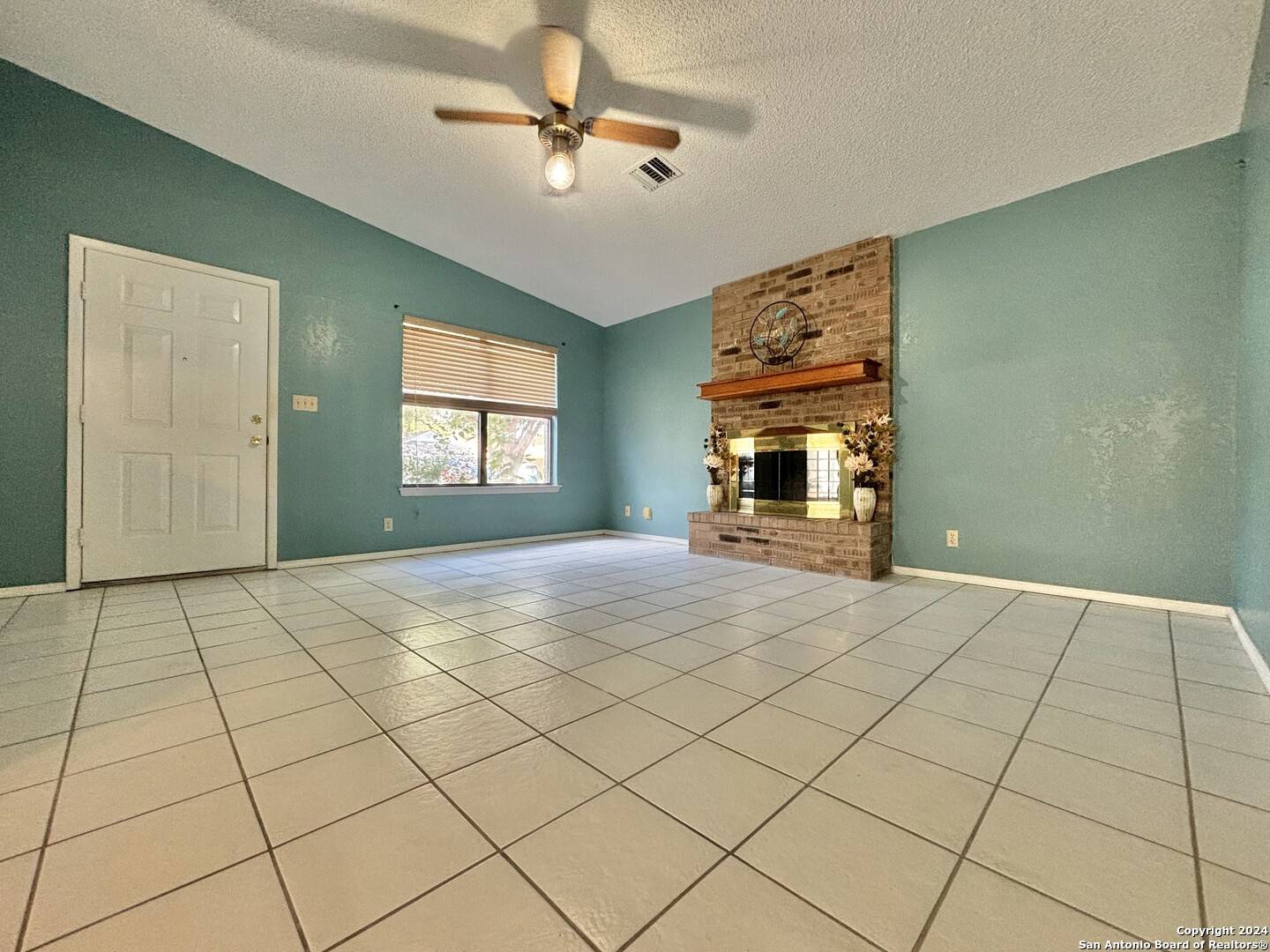 New Braunfels, TX 78130,1745 BROADMOOR DR