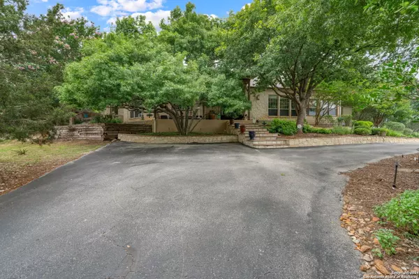 Boerne, TX 78006-6221,140 WALNUT GROVE RD