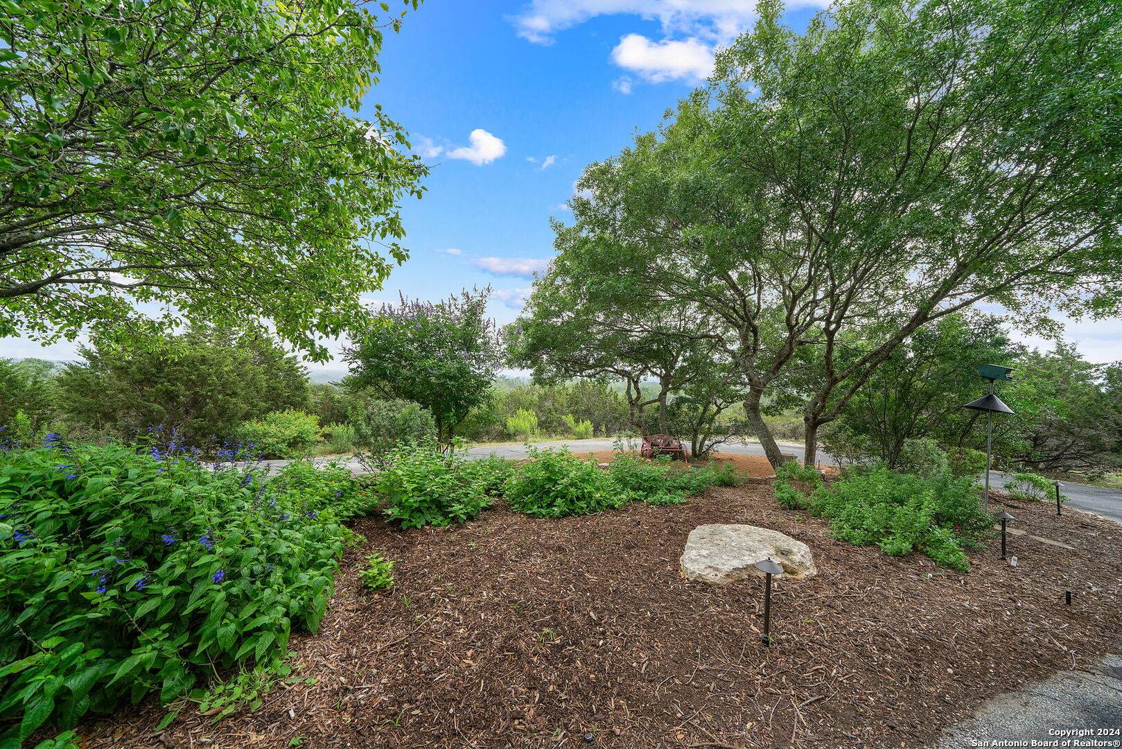 Boerne, TX 78006-6221,140 WALNUT GROVE RD