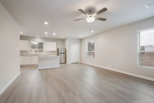 San Antonio, TX 78249,13331 Rowdy Cove UNIT 101