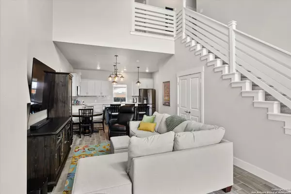 Boerne, TX 78006-2754,2108 PANIOLO DR