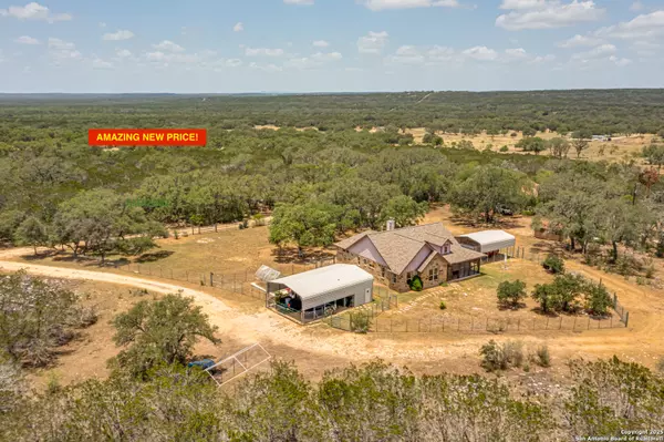 377 private road 349, Hondo, TX 78861