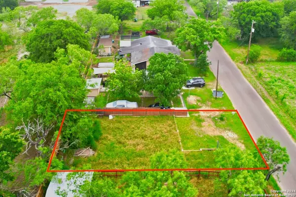 San Antonio, TX 78221,15608 MARTINEZ ST