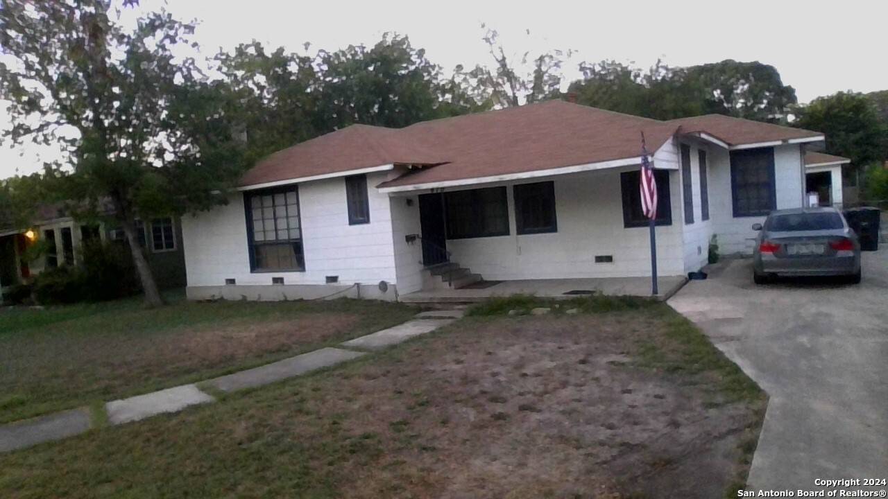 house_img