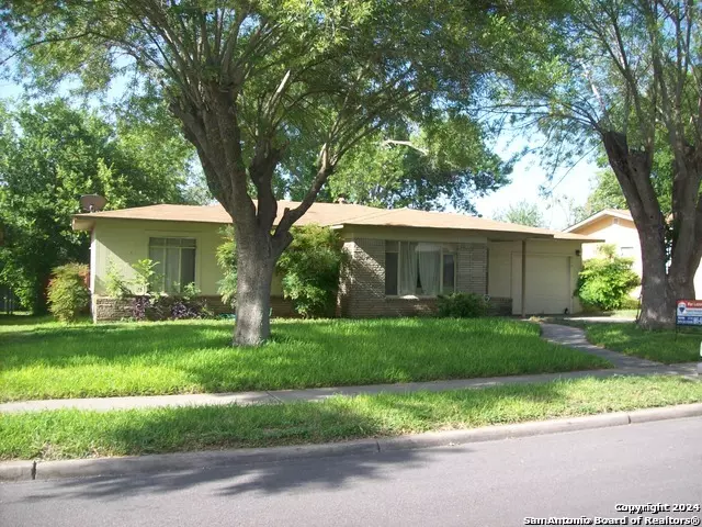 554 TRUDELL DR, San Antonio, TX 78213-2863