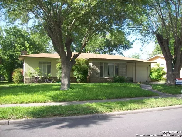 554 TRUDELL DR, San Antonio, TX 78213-2863