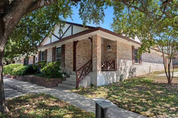 5222 ROLLING RIDGE DR, San Antonio, TX 78228-1024