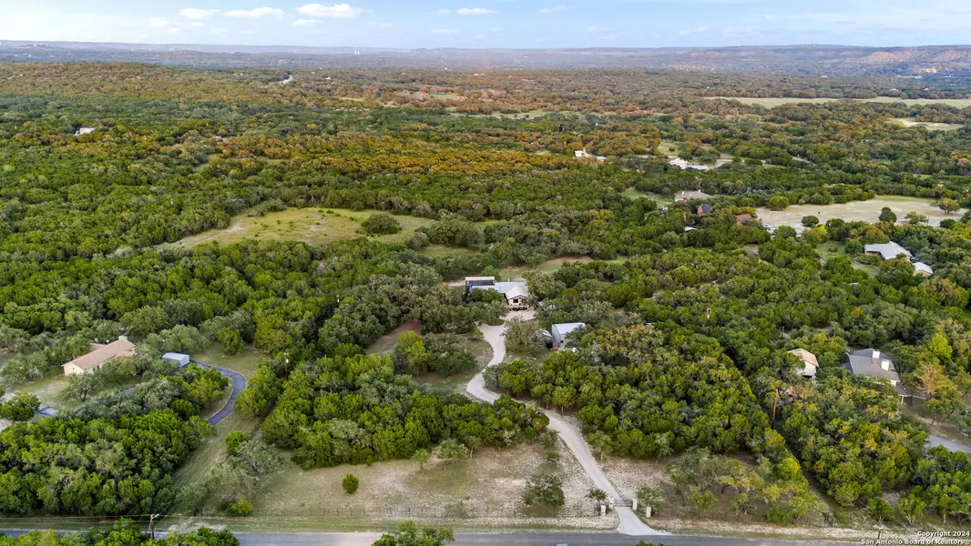 801 Deer Run, Wimberley, TX 78676