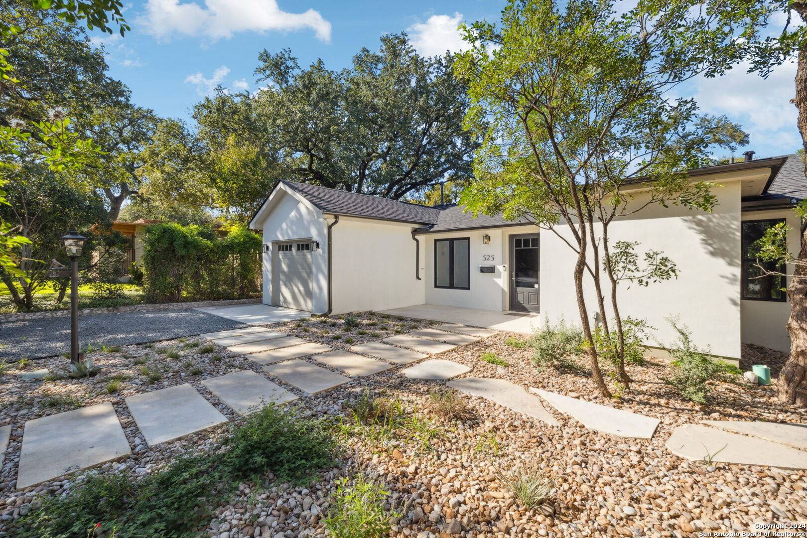 Alamo Heights, TX 78209,525 Castano Ave