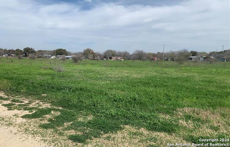Devine, TX 78016,TBD O'Neal Dr LOT 5