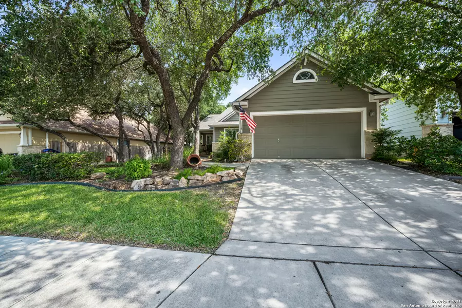 10807 BRIDLE VIEW DR, San Antonio, TX 78245-2769