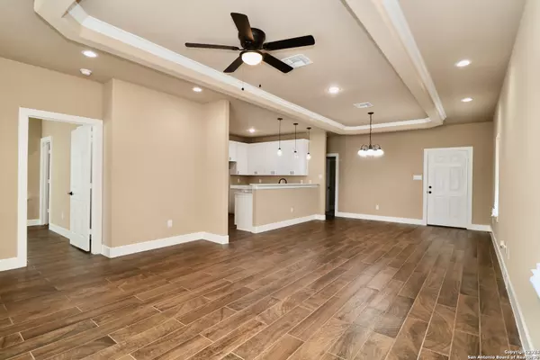 1519 HARLAN AVE, San Antonio, TX 78211