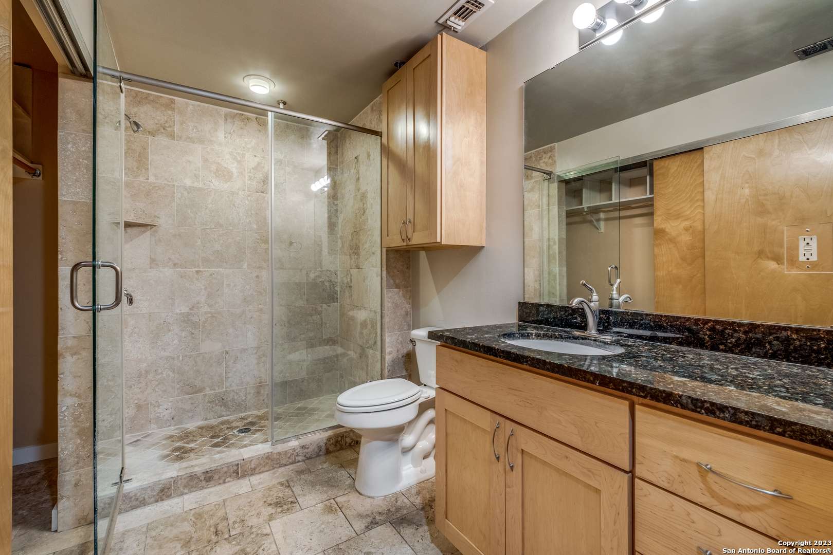 San Antonio, TX 78204-1655,1331 FLORES ST UNIT 213