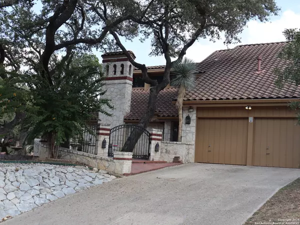 415 OAK SQ, San Antonio, TX 78216-1675