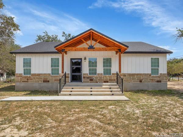 22954 HICKORY SHADOW,  Elmendorf,  TX 78112-6212