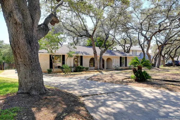 12606 chateau forest, San Antonio, TX 78230