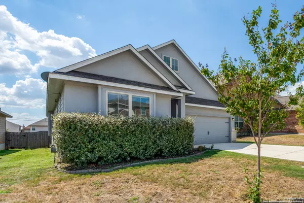8918 Holland Park, Converse, TX 78109