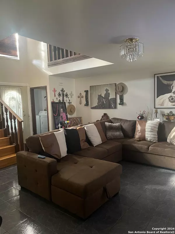 San Antonio, TX 78221,9414 Clamp Ave