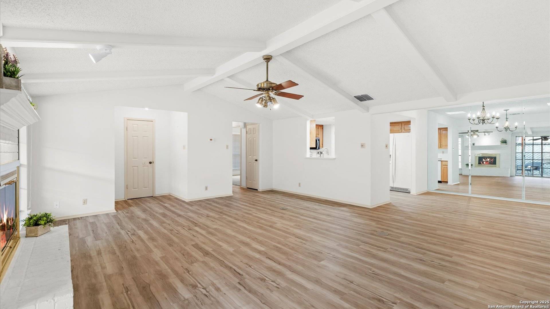 Schertz, TX 78154-1053,1024 ROBERT DERRICK DR