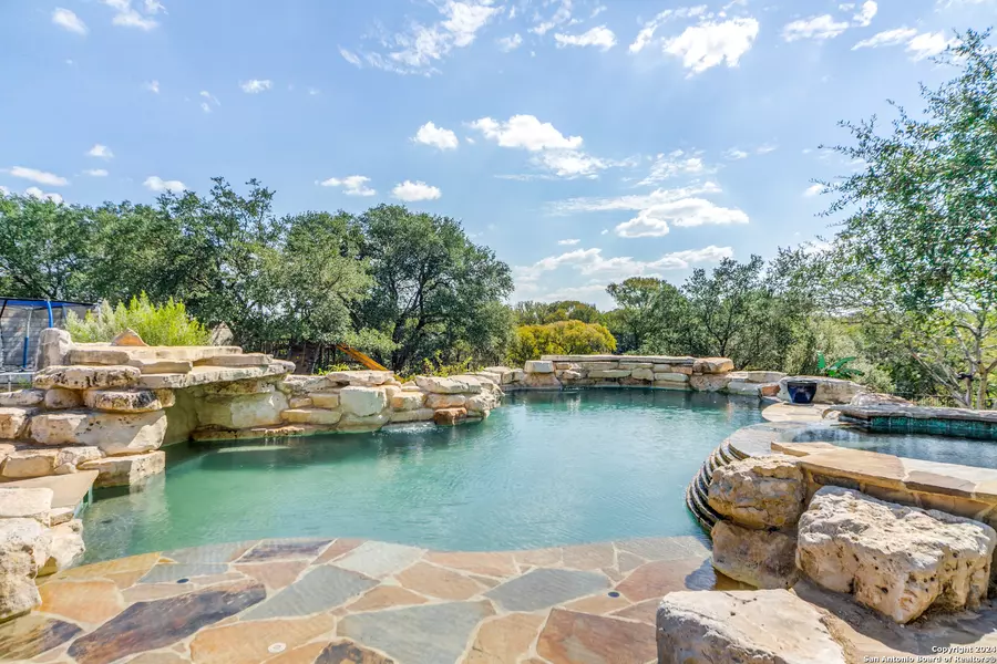 121 Kendall Ridge, Boerne, TX 78015